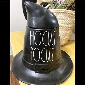 Rae Dunn Hocus Pocus hat canister